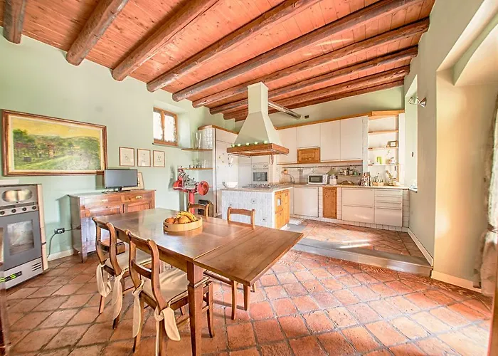 Antonella Alloggio per agriturismo *